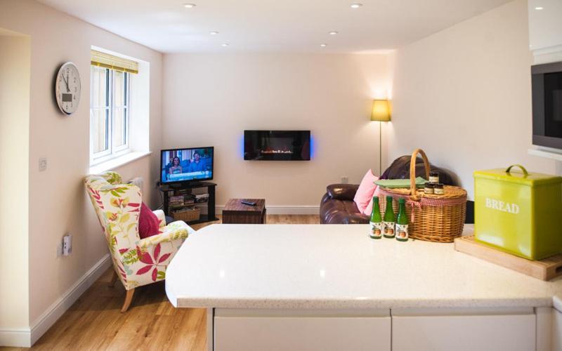 The Retreat, Own Hot Tub, Romantic Escape, Near Lyme Regis Luaran gambar