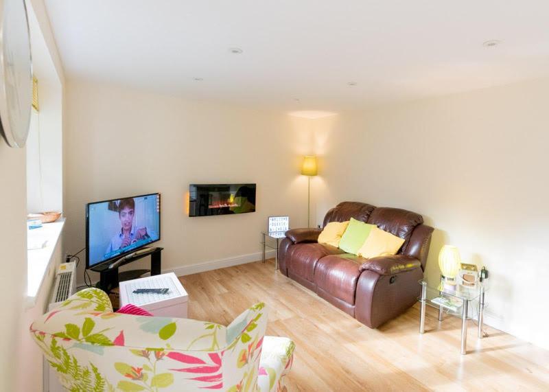 The Retreat, Own Hot Tub, Romantic Escape, Near Lyme Regis Luaran gambar